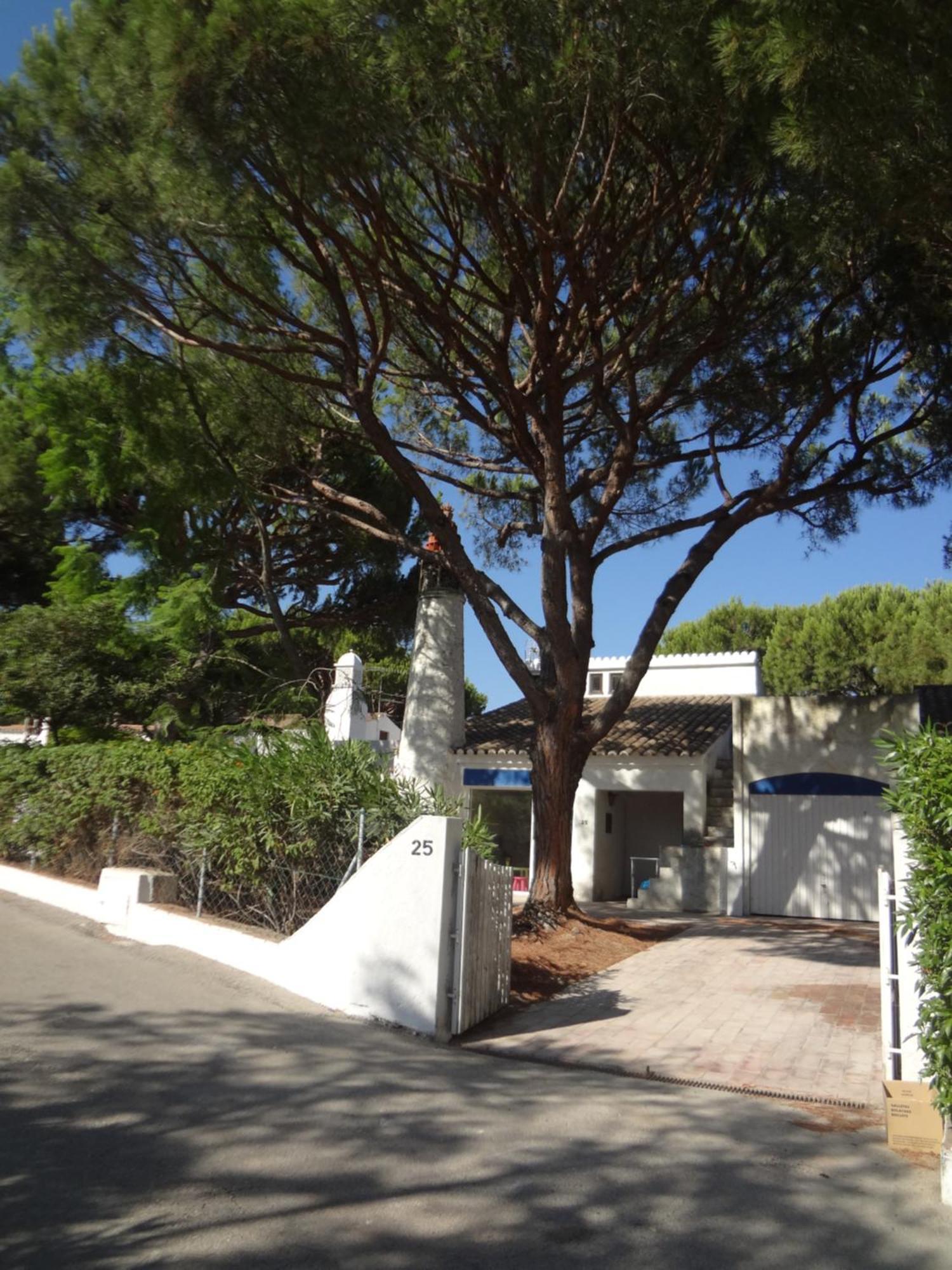 Holiday home Acoteias *